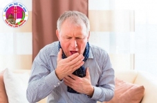 Nguyên nhân khiến người cao tuổi dễ bị viêm phổi